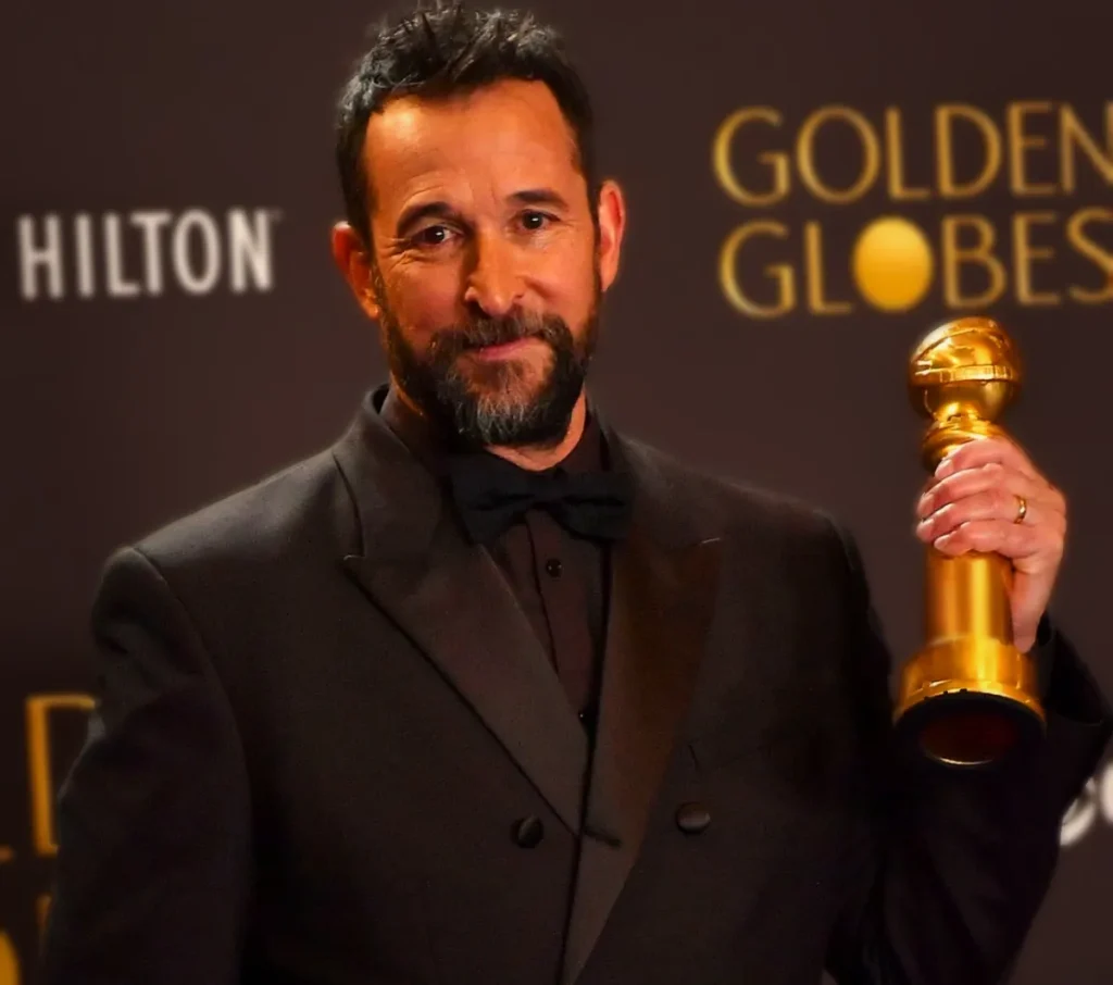 Noah Wyle, cel mai sexy bărbat din 2026? Actorul a crezut că e o farsă